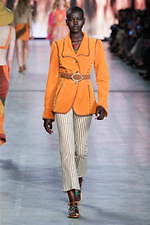 アルベルタ フェレッティ 2020年春夏コレクション - “エレガンス”を身に纏う女性の日常｜写真7