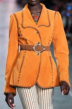 アルベルタ フェレッティ 2020年春夏コレクション - “エレガンス”を身に纏う女性の日常｜写真8