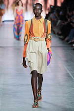 アルベルタ フェレッティ 2020年春夏コレクション - “エレガンス”を身に纏う女性の日常｜写真14