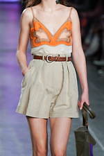 アルベルタ フェレッティ 2020年春夏コレクション - “エレガンス”を身に纏う女性の日常｜写真25