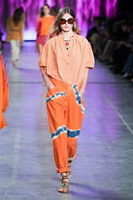 アルベルタ フェレッティ 2020年春夏コレクション - “エレガンス”を身に纏う女性の日常｜写真31