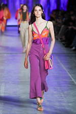 アルベルタ フェレッティ 2020年春夏コレクション - “エレガンス”を身に纏う女性の日常｜写真35