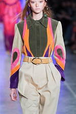 アルベルタ フェレッティ 2020年春夏コレクション - “エレガンス”を身に纏う女性の日常｜写真38