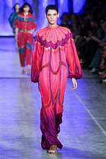 アルベルタ フェレッティ 2020年春夏コレクション - “エレガンス”を身に纏う女性の日常｜写真39