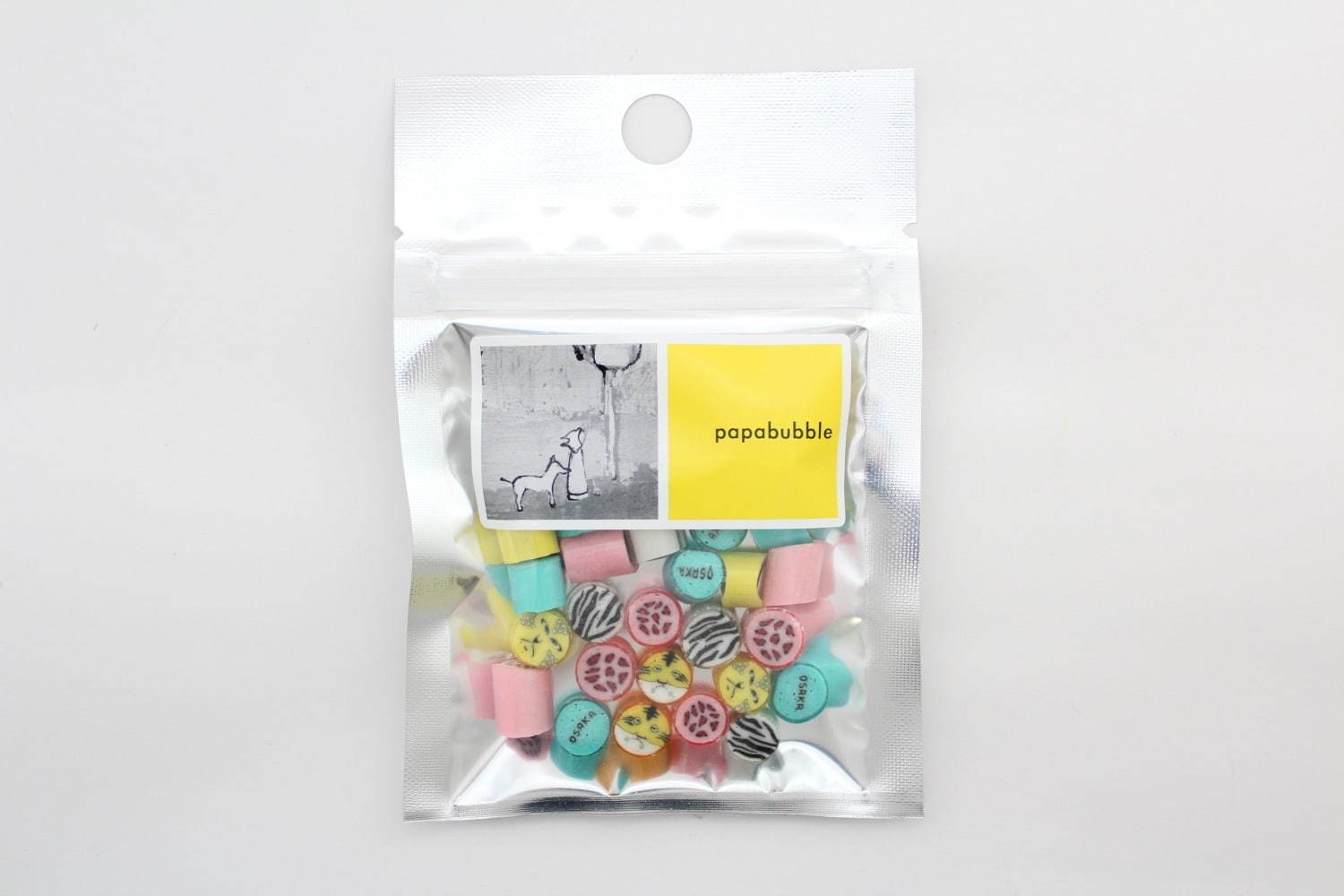 パパブブレ大丸心斎橋店オープン、直径60センチの巨大ロリポップ＆ヒョウ柄の”OSAKA”キャンディ｜写真2