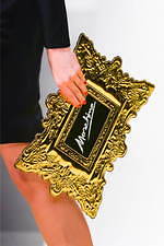 モスキーノ 2020年春夏コレクション - 額縁から飛び出す！？アートの主役たち｜写真70