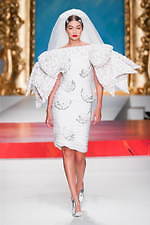 モスキーノ 2020年春夏コレクション - 額縁から飛び出す！？アートの主役たち｜写真66