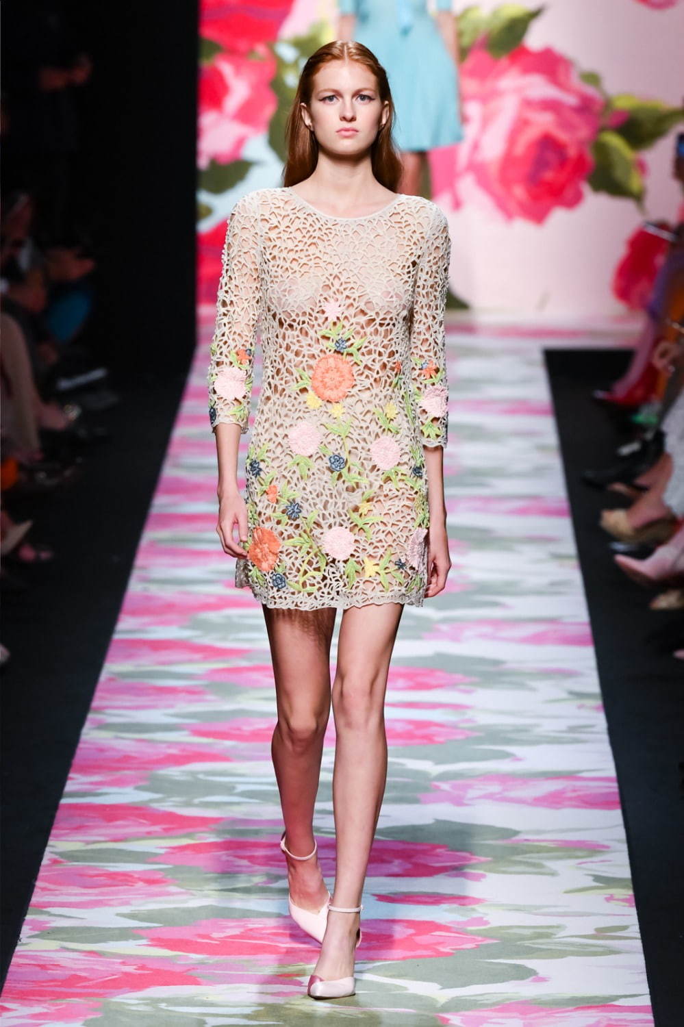 blumarine_20ss_028.jpg