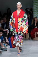 マルニ 2020年春夏コレクション - 花咲く陽気なマルニジャングル｜写真32