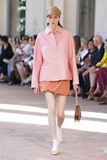 サルヴァトーレ フェラガモ 2020春夏ウィメンズコレクション - 青空の下、気品を増す軽快なリズム｜写真5