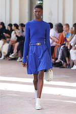 サルヴァトーレ フェラガモ 2020春夏ウィメンズコレクション - 青空の下、気品を増す軽快なリズム｜写真24