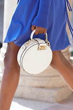 サルヴァトーレ フェラガモ 2020春夏ウィメンズコレクション - 青空の下、気品を増す軽快なリズム｜写真25