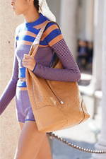 サルヴァトーレ フェラガモ 2020春夏ウィメンズコレクション - 青空の下、気品を増す軽快なリズム｜写真54