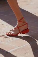 サルヴァトーレ フェラガモ 2020春夏ウィメンズコレクション - 青空の下、気品を増す軽快なリズム｜写真74