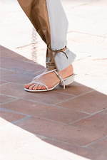 サルヴァトーレ フェラガモ 2020春夏ウィメンズコレクション - 青空の下、気品を増す軽快なリズム｜写真76