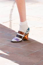 サルヴァトーレ フェラガモ 2020春夏ウィメンズコレクション - 青空の下、気品を増す軽快なリズム｜写真77