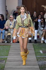 エトロ 2020年春夏コレクション - 幸福の“蝶”と行く無限大の旅｜写真13