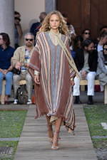 エトロ 2020年春夏コレクション - 幸福の“蝶”と行く無限大の旅｜写真14