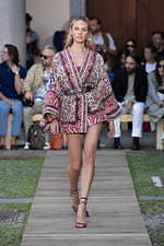 エトロ 2020年春夏コレクション - 幸福の“蝶”と行く無限大の旅｜写真16