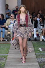 エトロ 2020年春夏コレクション - 幸福の“蝶”と行く無限大の旅｜写真17