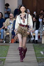 エトロ 2020年春夏コレクション - 幸福の“蝶”と行く無限大の旅｜写真25