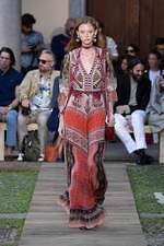 エトロ 2020年春夏コレクション - 幸福の“蝶”と行く無限大の旅｜写真29