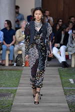 エトロ 2020年春夏コレクション - 幸福の“蝶”と行く無限大の旅｜写真35