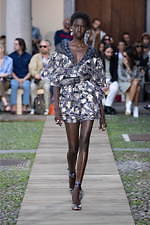 エトロ 2020年春夏コレクション - 幸福の“蝶”と行く無限大の旅｜写真46