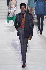 ミッソーニ 2020年春夏メンズコレクション - 都会のオアシスに集う“色を操る”彼ら｜写真22