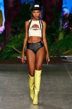 GCDS とにかく“カワイイ”！？2020年春夏ウィメンズコレクション｜写真22