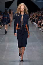 スポーツマックス 2020年春夏コレクション - 軽やかに美しく挑む、海の女戦士たち｜写真22