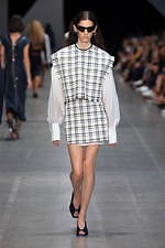 スポーツマックス 2020年春夏コレクション - 軽やかに美しく挑む、海の女戦士たち｜写真25