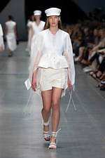 スポーツマックス 2020年春夏コレクション - 軽やかに美しく挑む、海の女戦士たち｜写真30