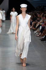 スポーツマックス 2020年春夏コレクション - 軽やかに美しく挑む、海の女戦士たち｜写真31