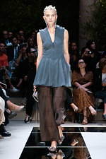 ジョルジオ アルマーニ 2020年春夏コレクション - 自然の妖精が導くフェミニンの世界｜写真5