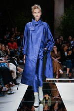 ジョルジオ アルマーニ 2020年春夏コレクション - 自然の妖精が導くフェミニンの世界｜写真11