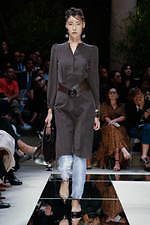 ジョルジオ アルマーニ 2020年春夏コレクション - 自然の妖精が導くフェミニンの世界｜写真24