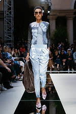 ジョルジオ アルマーニ 2020年春夏コレクション - 自然の妖精が導くフェミニンの世界｜写真29