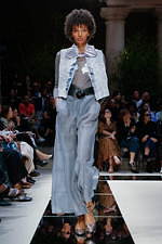 ジョルジオ アルマーニ 2020年春夏コレクション - 自然の妖精が導くフェミニンの世界｜写真43