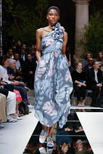 ジョルジオ アルマーニ 2020年春夏コレクション - 自然の妖精が導くフェミニンの世界｜写真47