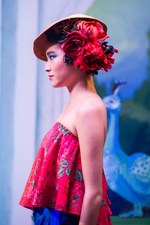 ケイタ マルヤマ 2013年春夏コレクション - オリエンタルな雰囲気の優雅な貴婦人たち｜写真10