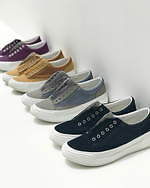 ミスター・ジェントルマン×オルフィックのスニーカー、フェイクファーをシュータンに配して｜写真1