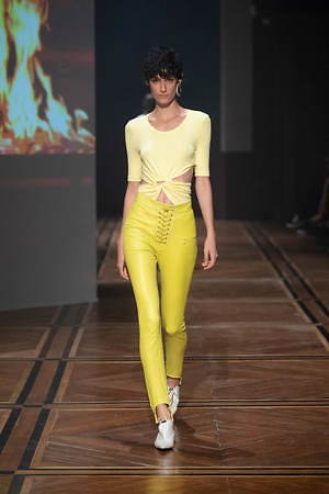 ベン タヴァニティ アンラベル プロジェクト(BEN TAVERNITI UNRAVEL PROJECT) 2020年春夏ウィメンズコレクション  - 写真4