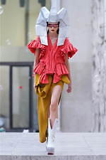 リック・オウエンス 2020年春夏ウィメンズコレクション - モダンな鎧を纏った戦士｜写真45