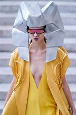 リック・オウエンス 2020年春夏ウィメンズコレクション - モダンな鎧を纏った戦士｜写真54