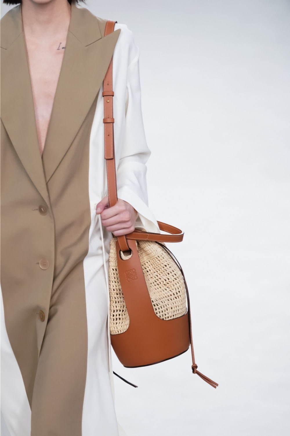 ロエベ(LOEWE) 2020年春夏ウィメンズコレクション  - 写真33