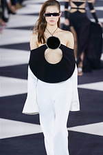 バルマン 2020年春夏ウィメンズコレクション - 力強いグラフィックがエネルギーを生む｜写真12