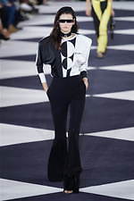 バルマン 2020年春夏ウィメンズコレクション - 力強いグラフィックがエネルギーを生む｜写真16