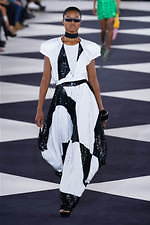 バルマン 2020年春夏ウィメンズコレクション - 力強いグラフィックがエネルギーを生む｜写真22