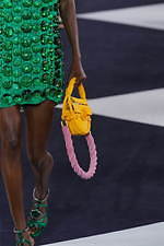 バルマン 2020年春夏ウィメンズコレクション - 力強いグラフィックがエネルギーを生む｜写真24